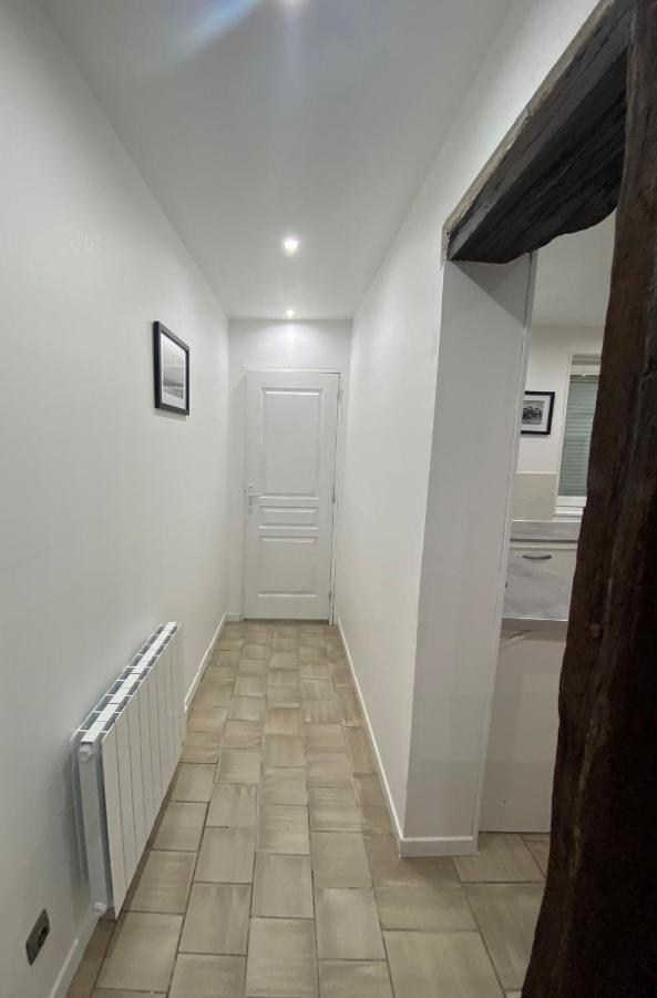 La Galerie, Proche Aeroport Apartment Tille Exterior photo